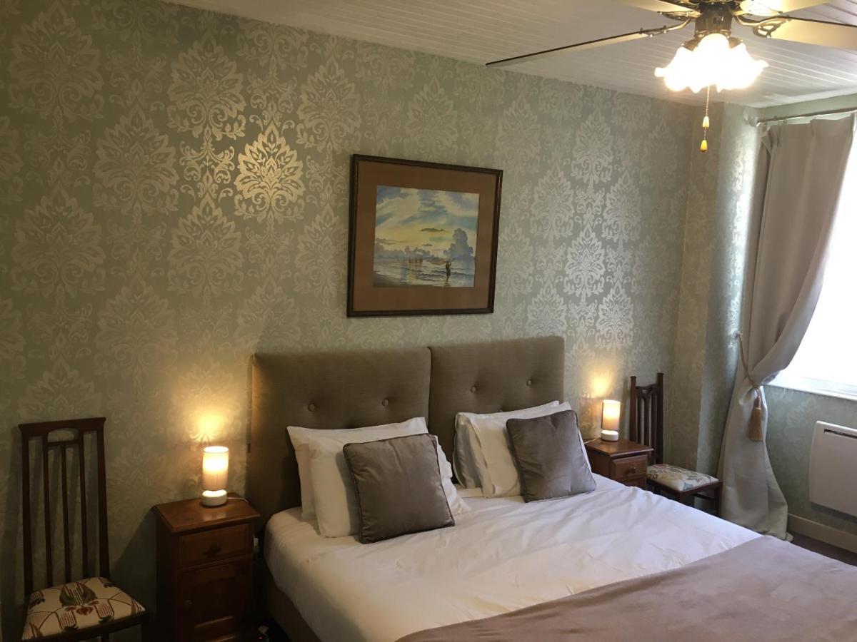 Maison La Roche Chambre D'Hotes Le Vigeant Dış mekan fotoğraf