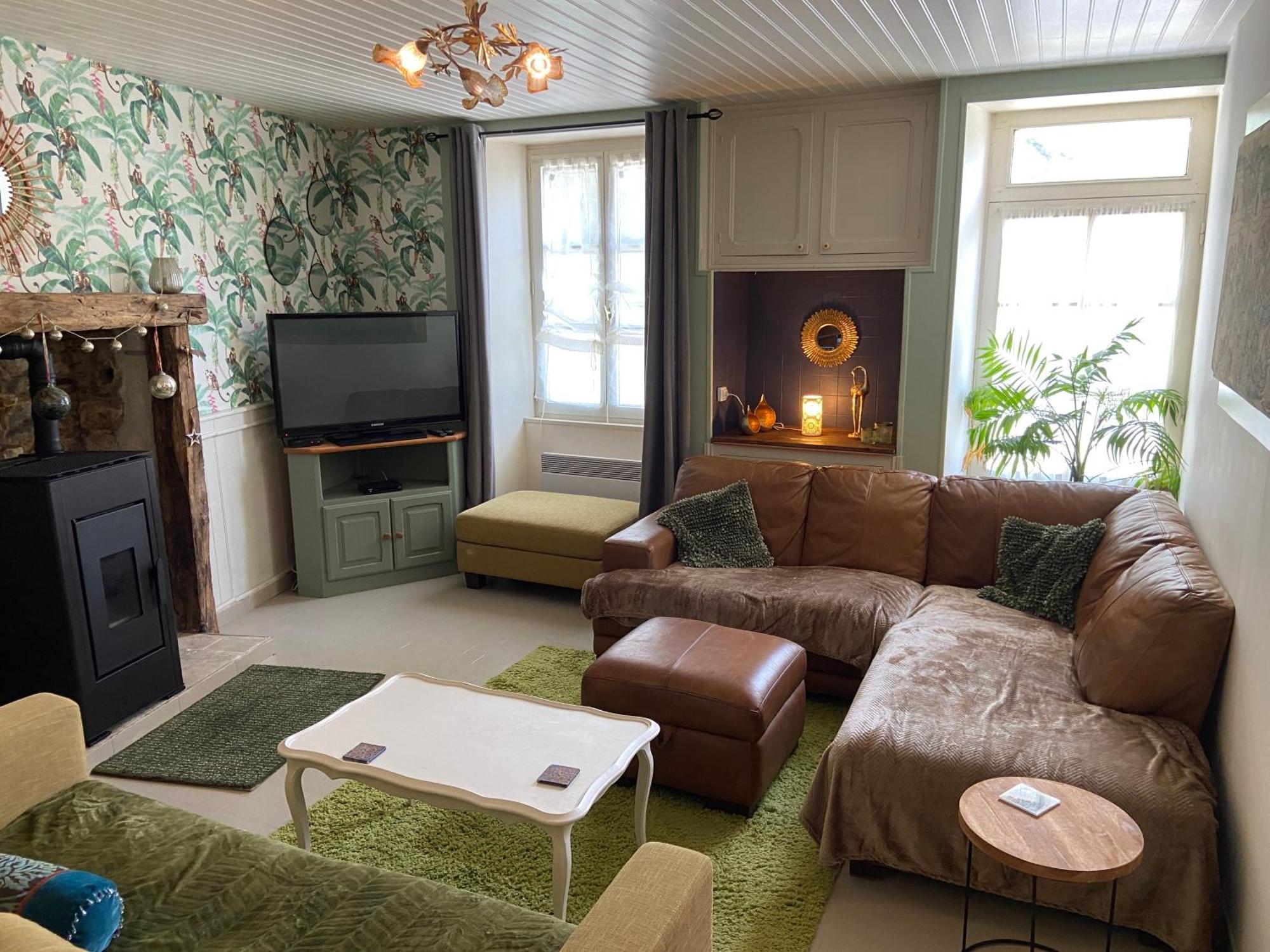 Maison La Roche Chambre D'Hotes Le Vigeant Dış mekan fotoğraf